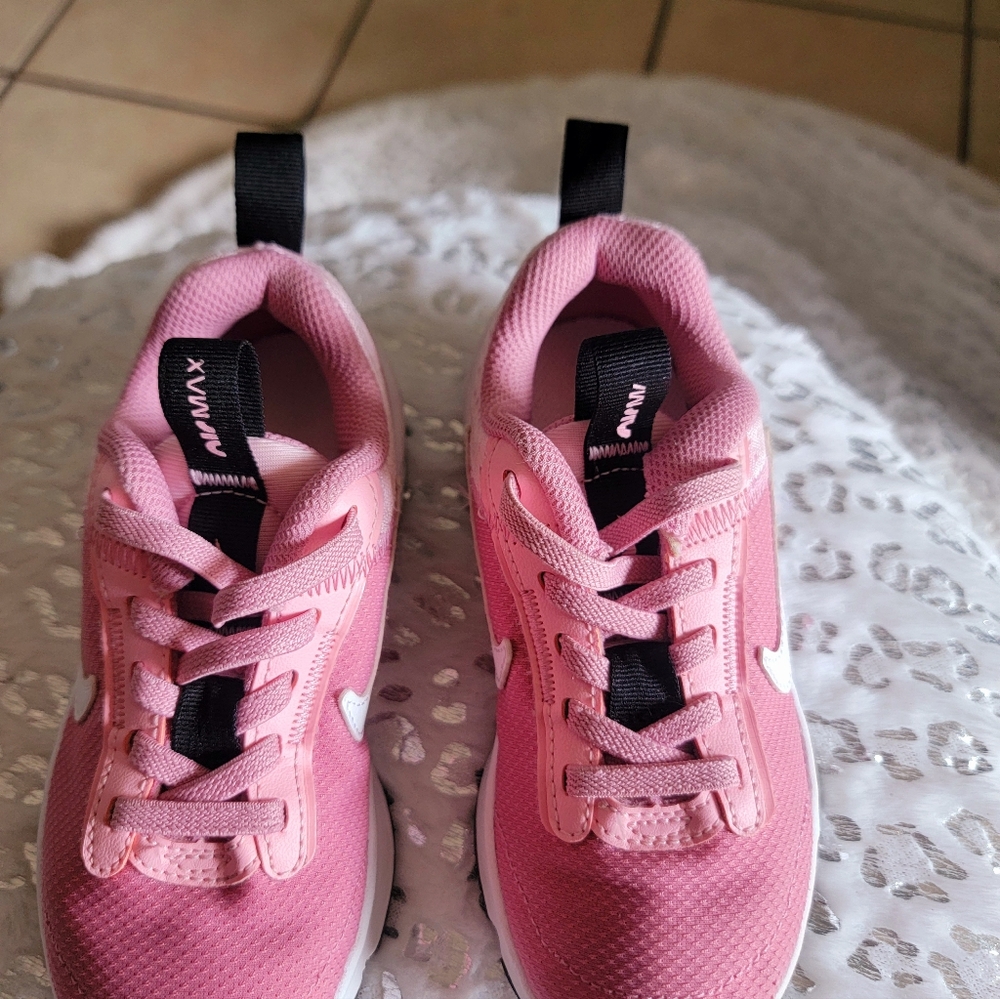 Nike Air Max 11C